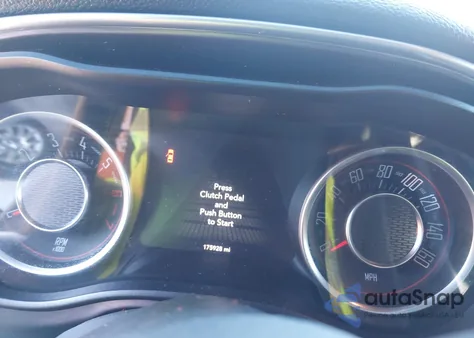 2015 Dodge Challenger R/T из США, поврежденный, VIN 2C3CDZAT5FH710678